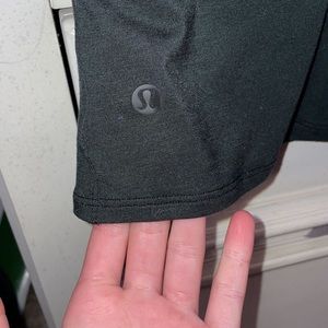 lulu lemon cropped shirt